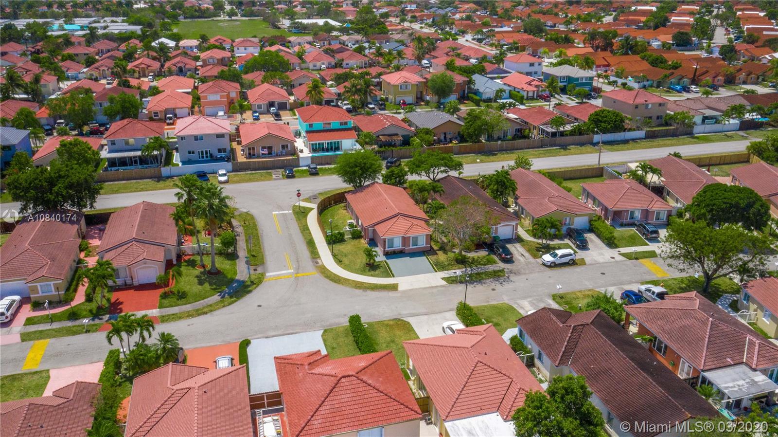 14310 Southwest 175th Terrace Miami, FL 33177 - Photo 6 of 37
