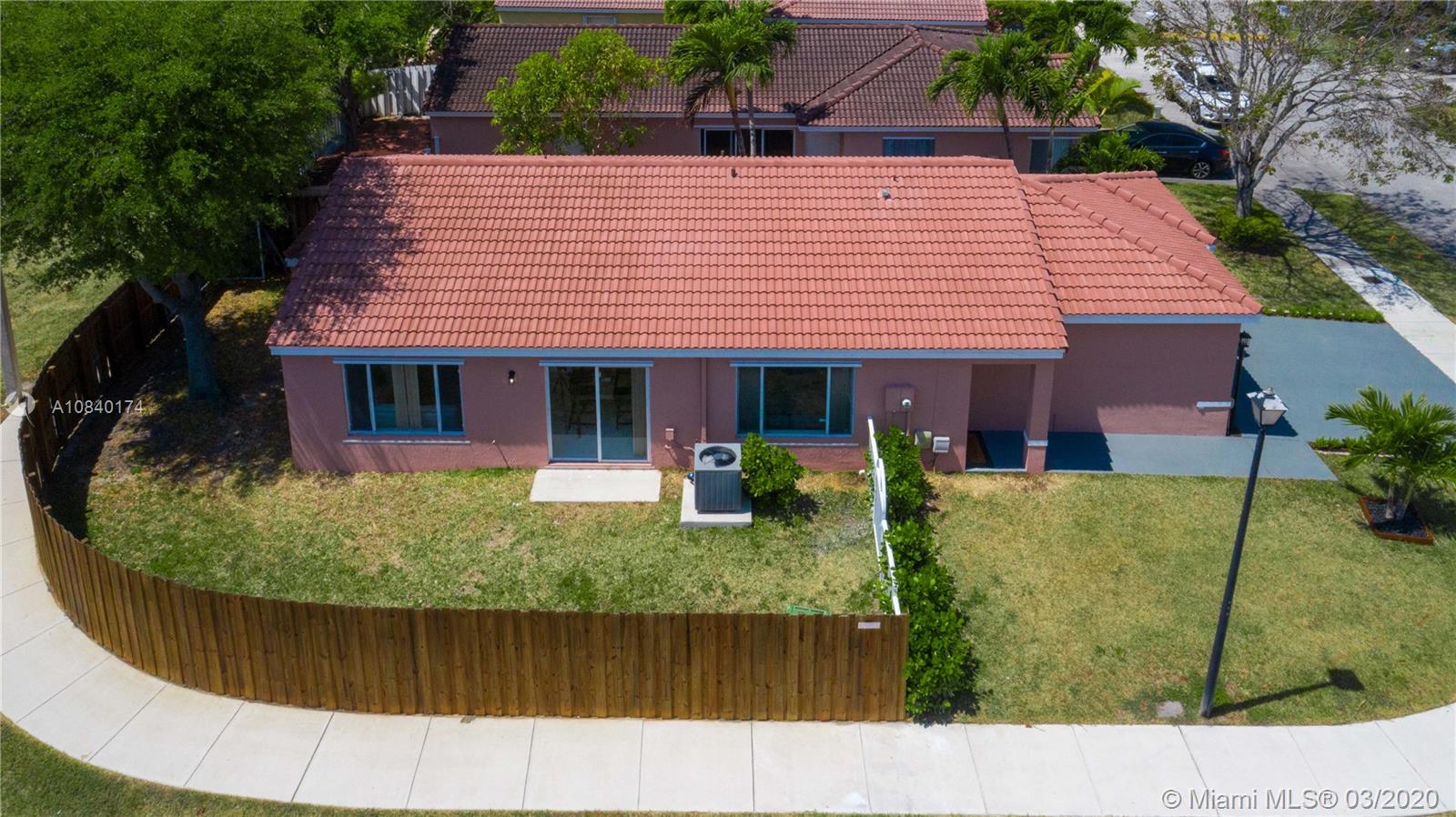14310 Southwest 175th Terrace Miami, FL 33177 - Photo 8 of 37