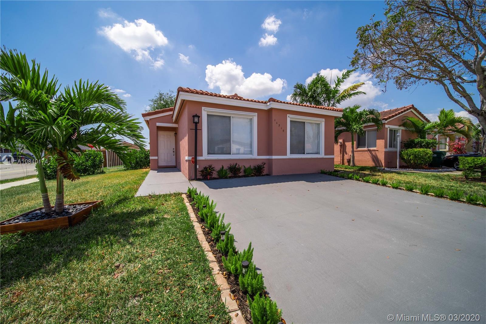 14310 Southwest 175th Terrace Miami, FL 33177 - Photo 10 of 37