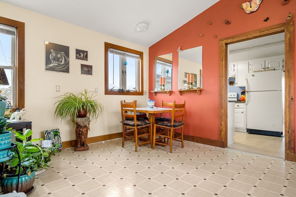 34 Cable Avenue Salisbury, MA 01952 - Photo 5 of 40
