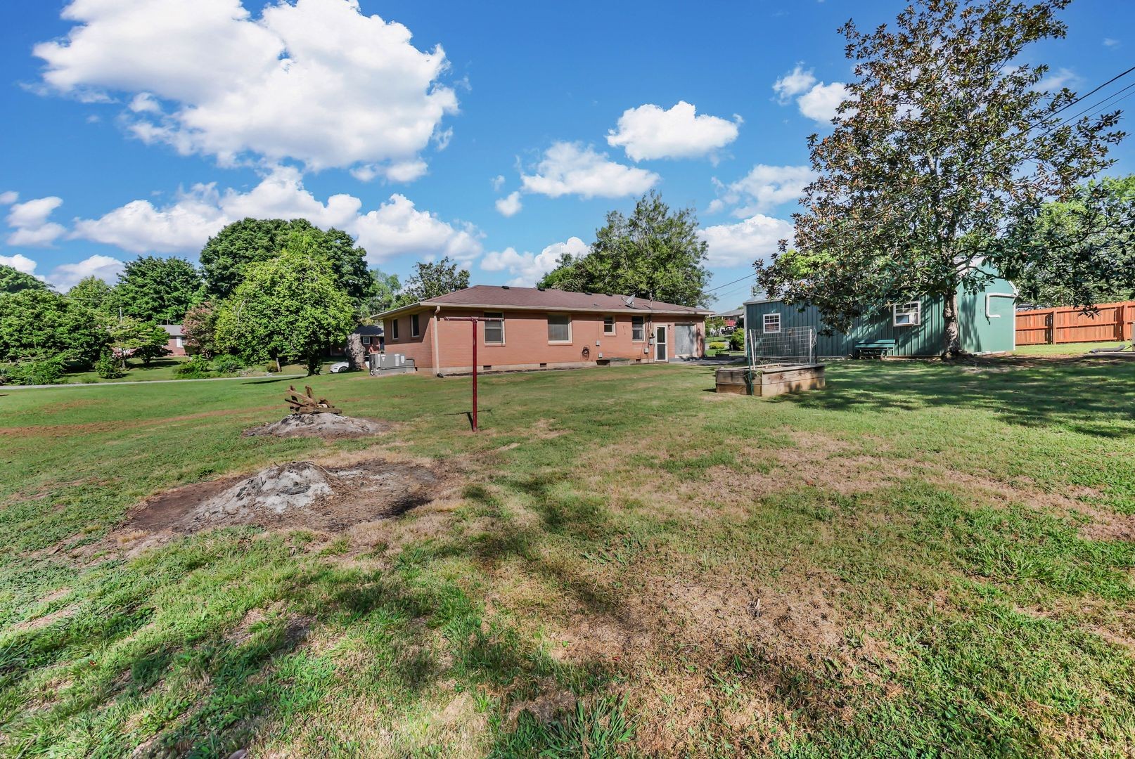 504 Wren Road Clarksville, TN 37040 - Photo 21 of 23 Gallery Image 21
