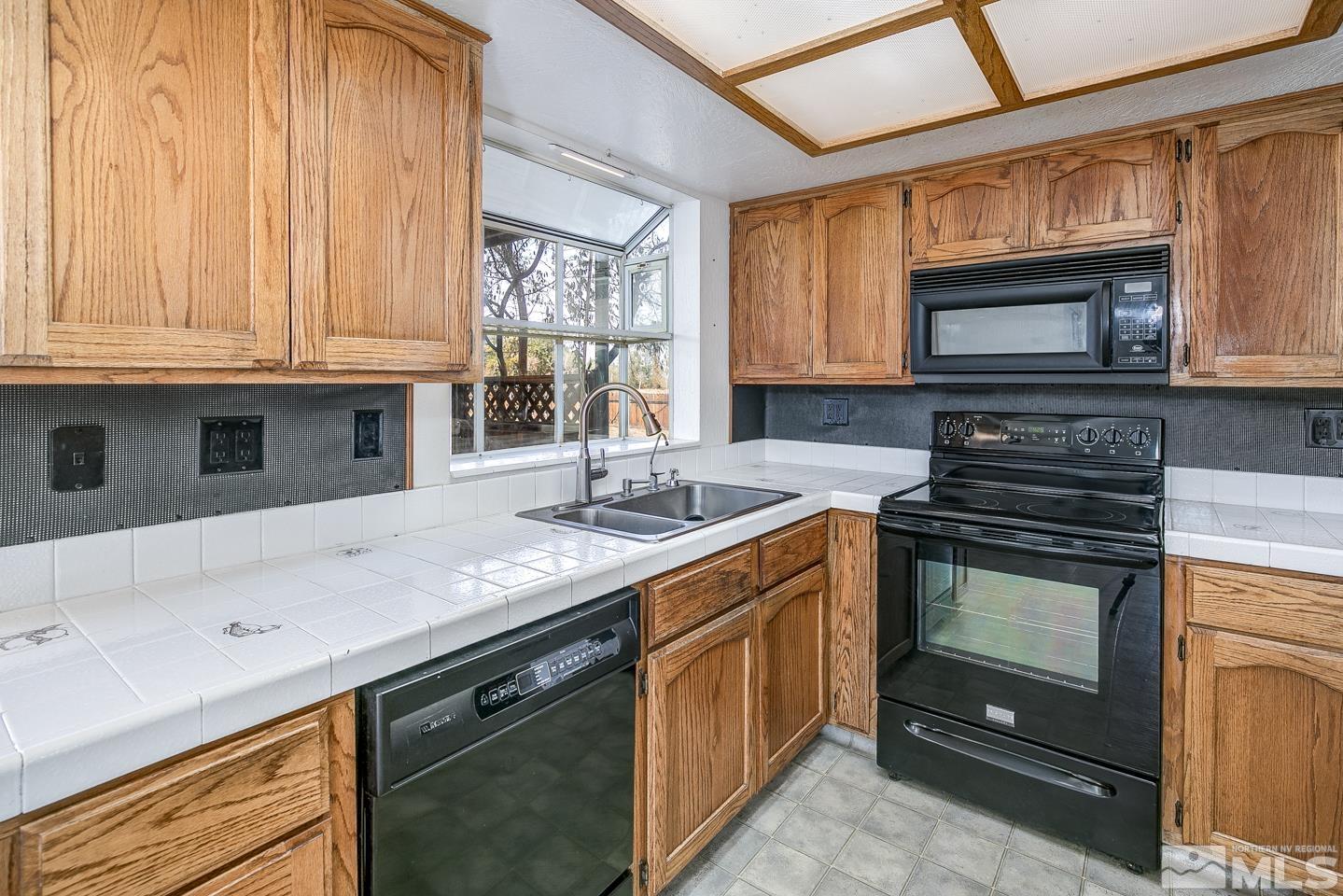 1579 Tumbleweed Road Fallon, NV 89406 - Photo 6 of 23 Photo 6