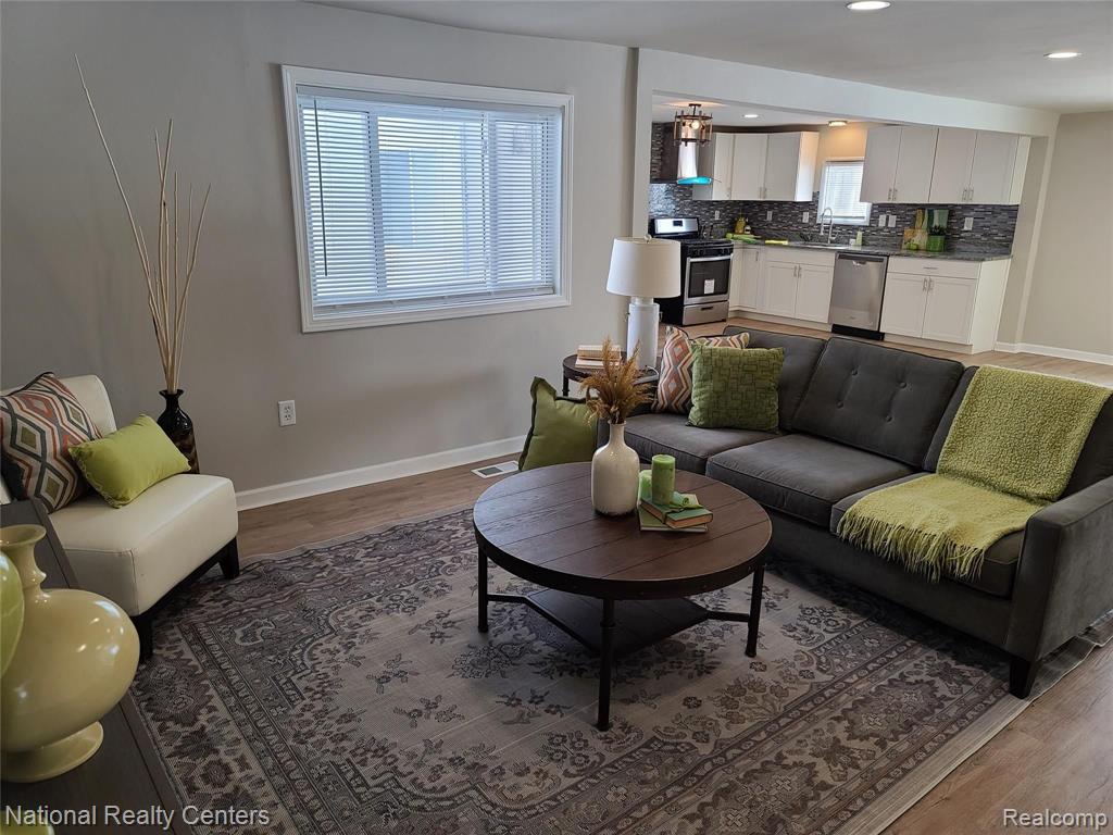 12111 Griffin Road Memphis, MI 48041 - Photo 14 of 36