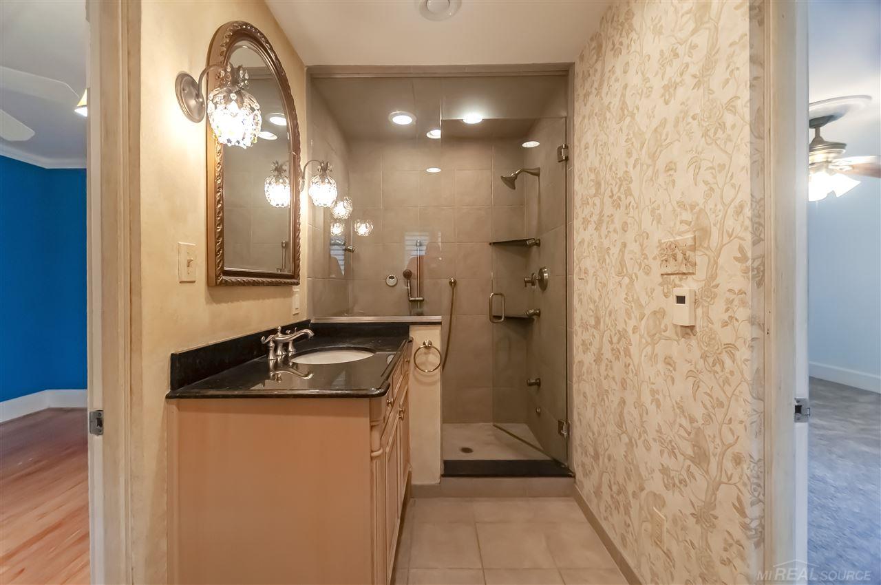 762 Bedford Road Grosse Pointe Park, MI 48230 - Photo 41 of 57