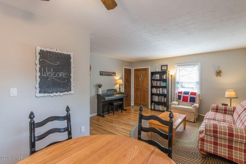 6312 Fernview Road Louisville, KY 40291 - Photo 7 of 35 DSC_3968_preview