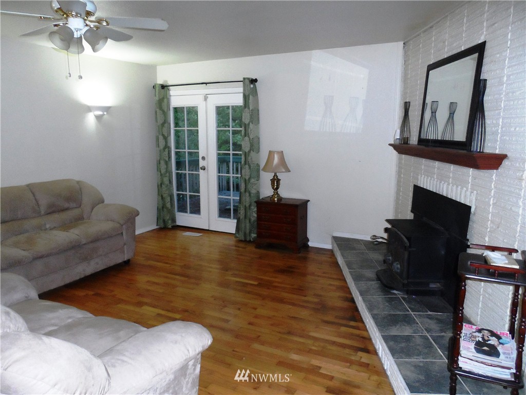 3841 Southeast Horstman Road Port Orchard, WA 98366 - Photo 2 of 7 Gallery Image 2