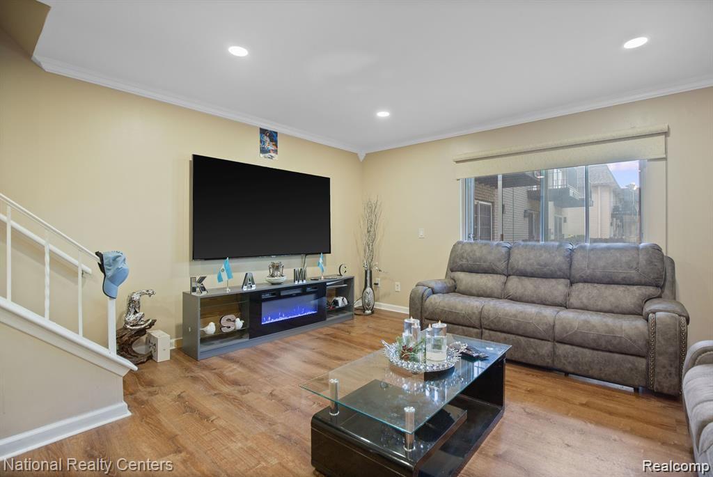 4464 15 Mile Road, Unit 102 Sterling Heights, MI 48310 - Photo 5 of 15 Gallery Image 5