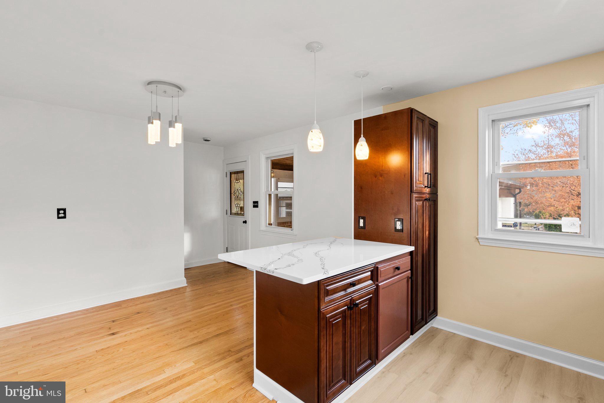 23401 Woodfield Road Gaithersburg, MD 20882 - Photo 13 of 41 Gallery Image 13