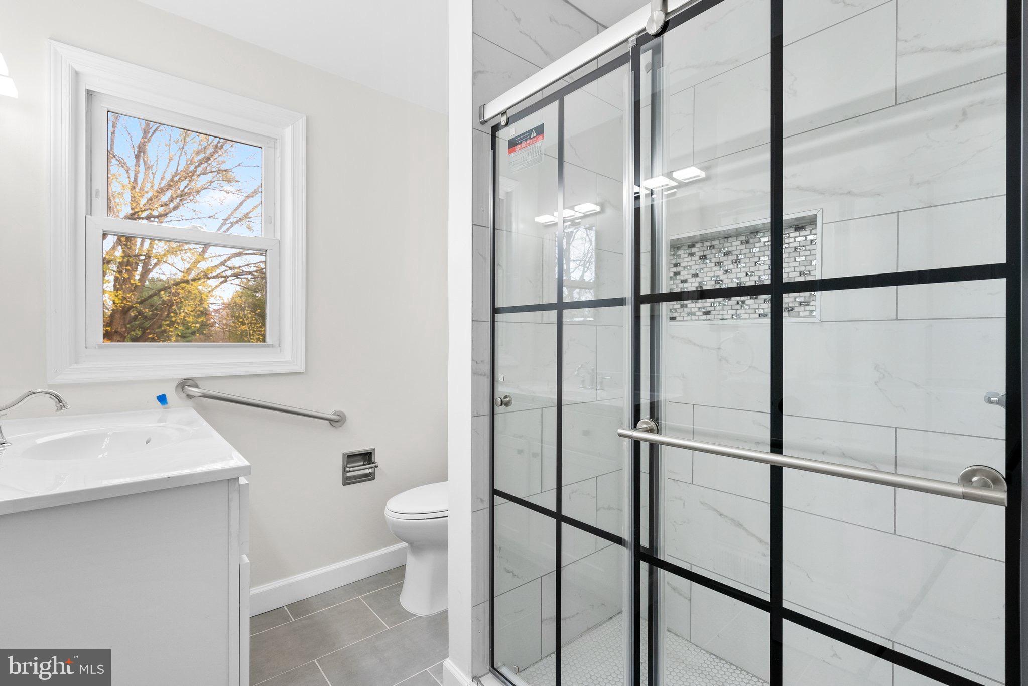 23401 Woodfield Road Gaithersburg, MD 20882 - Photo 17 of 41 Gallery Image 17