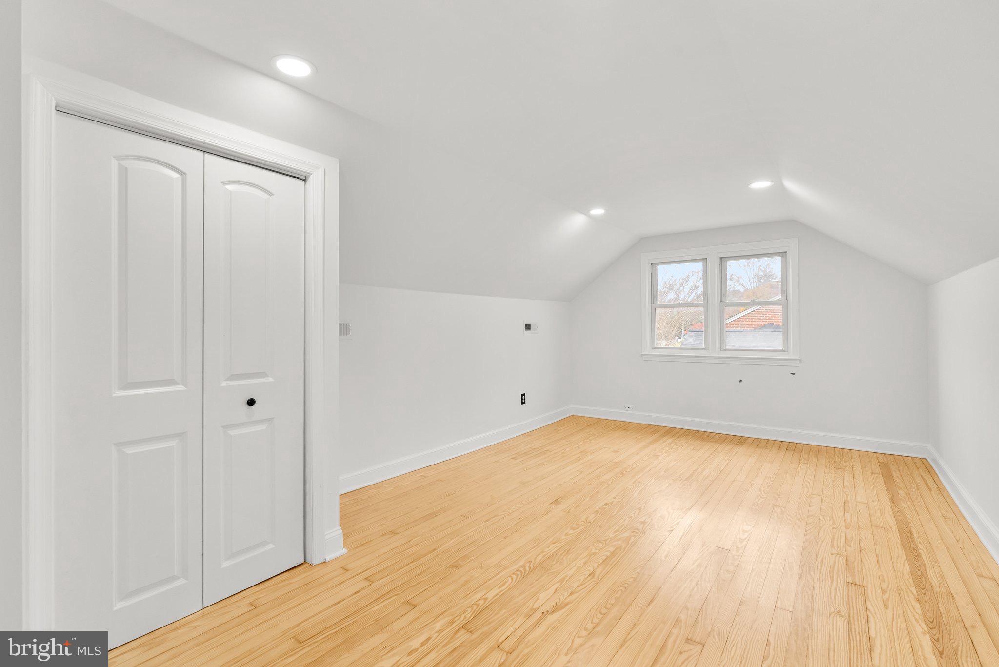 23401 Woodfield Road Gaithersburg, MD 20882 - Photo 21 of 41 Gallery Image 21