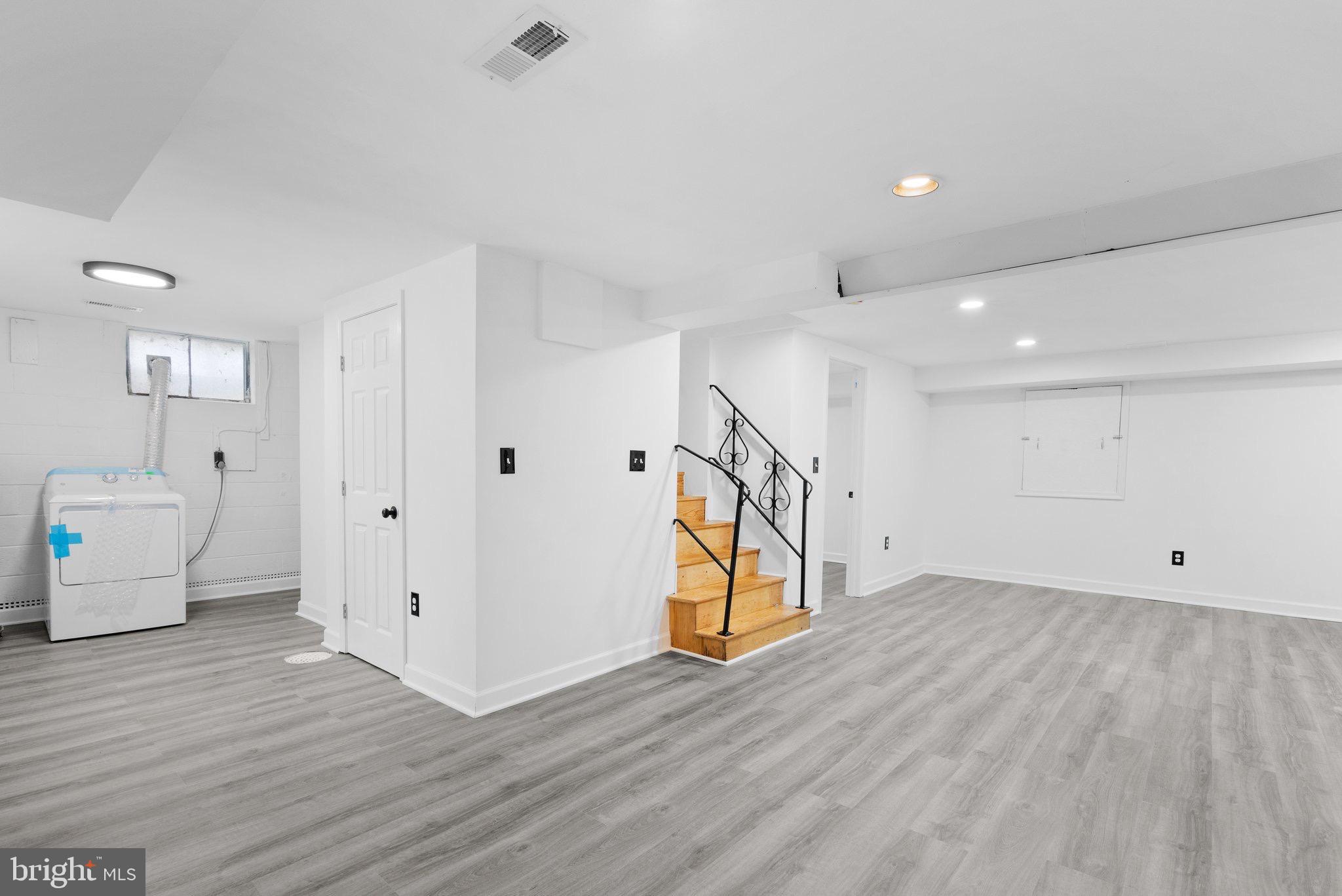 23401 Woodfield Road Gaithersburg, MD 20882 - Photo 26 of 41 Gallery Image 26