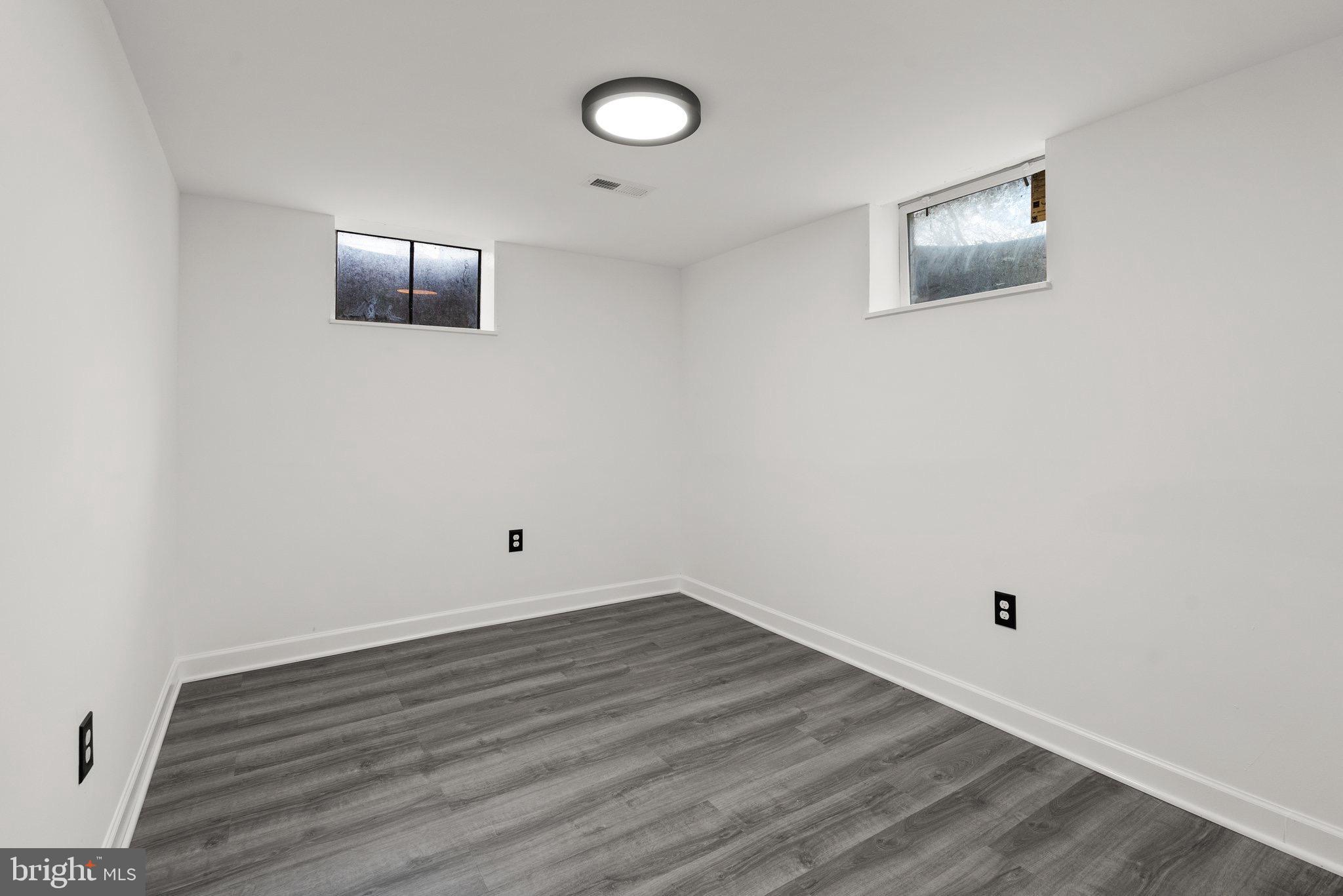 23401 Woodfield Road Gaithersburg, MD 20882 - Photo 28 of 41 Gallery Image 28