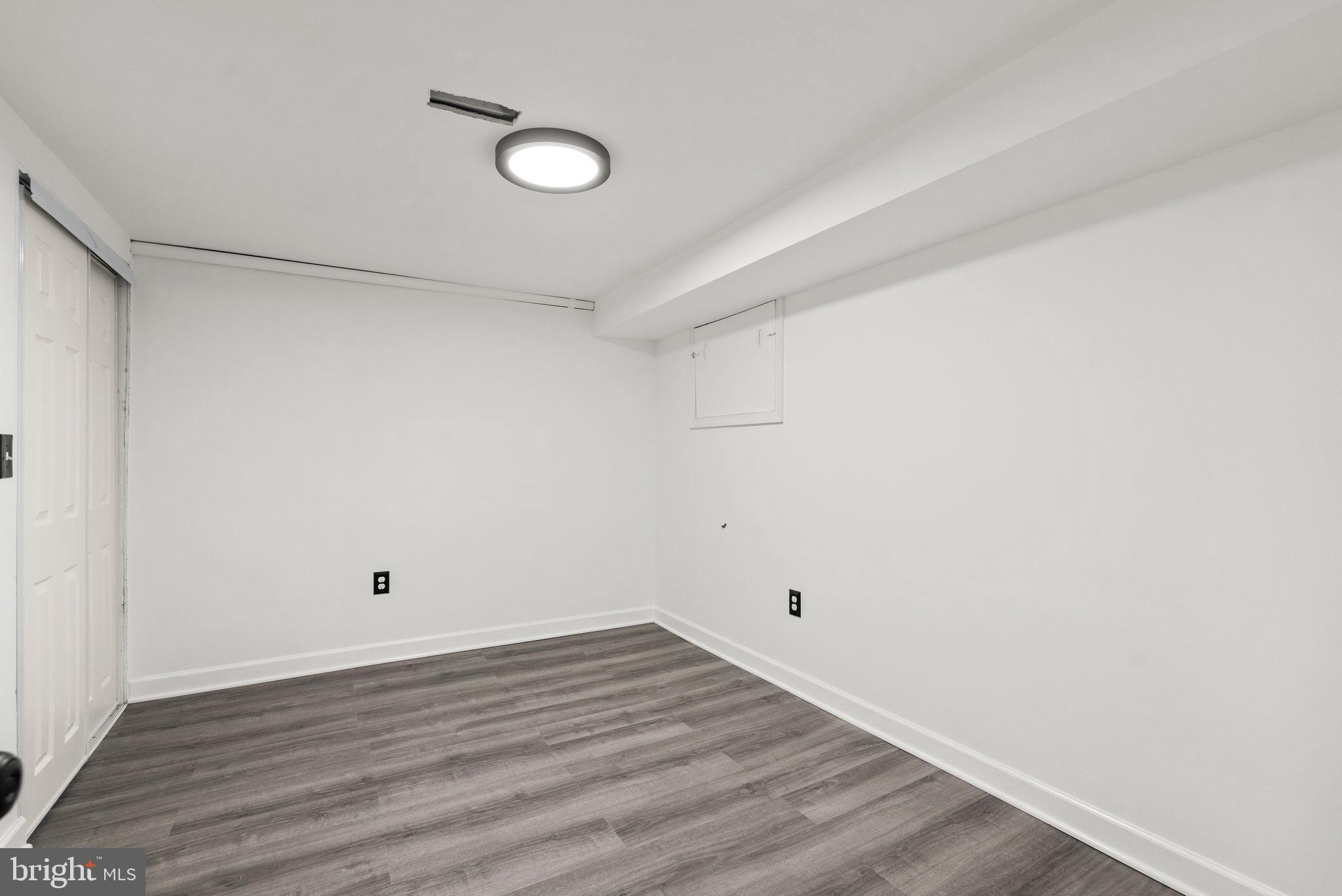 23401 Woodfield Road Gaithersburg, MD 20882 - Photo 30 of 41 Gallery Image 30