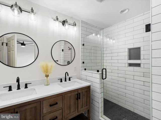 $576,000 | 36390 Azalea Avenue, Selbyville, DE 19975