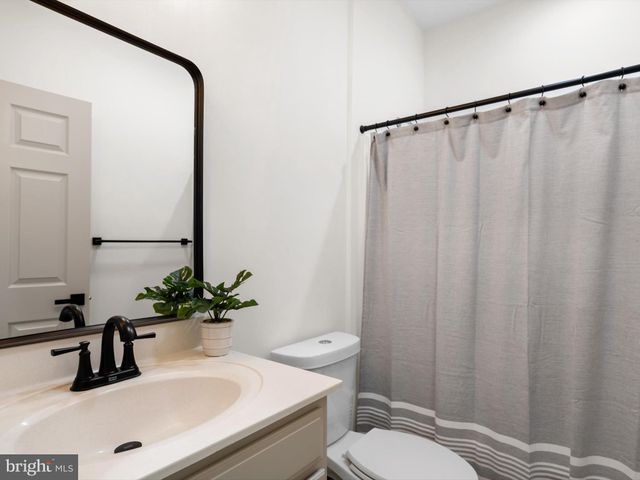 $576,000 | 36390 Azalea Avenue, Selbyville, DE 19975