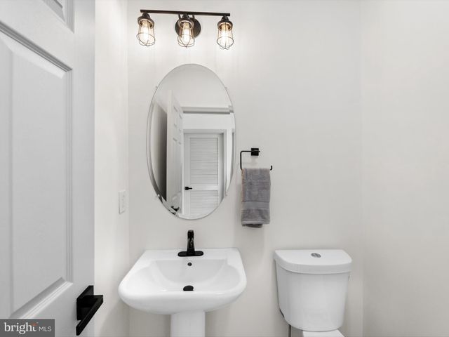 $576,000 | 36390 Azalea Avenue, Selbyville, DE 19975