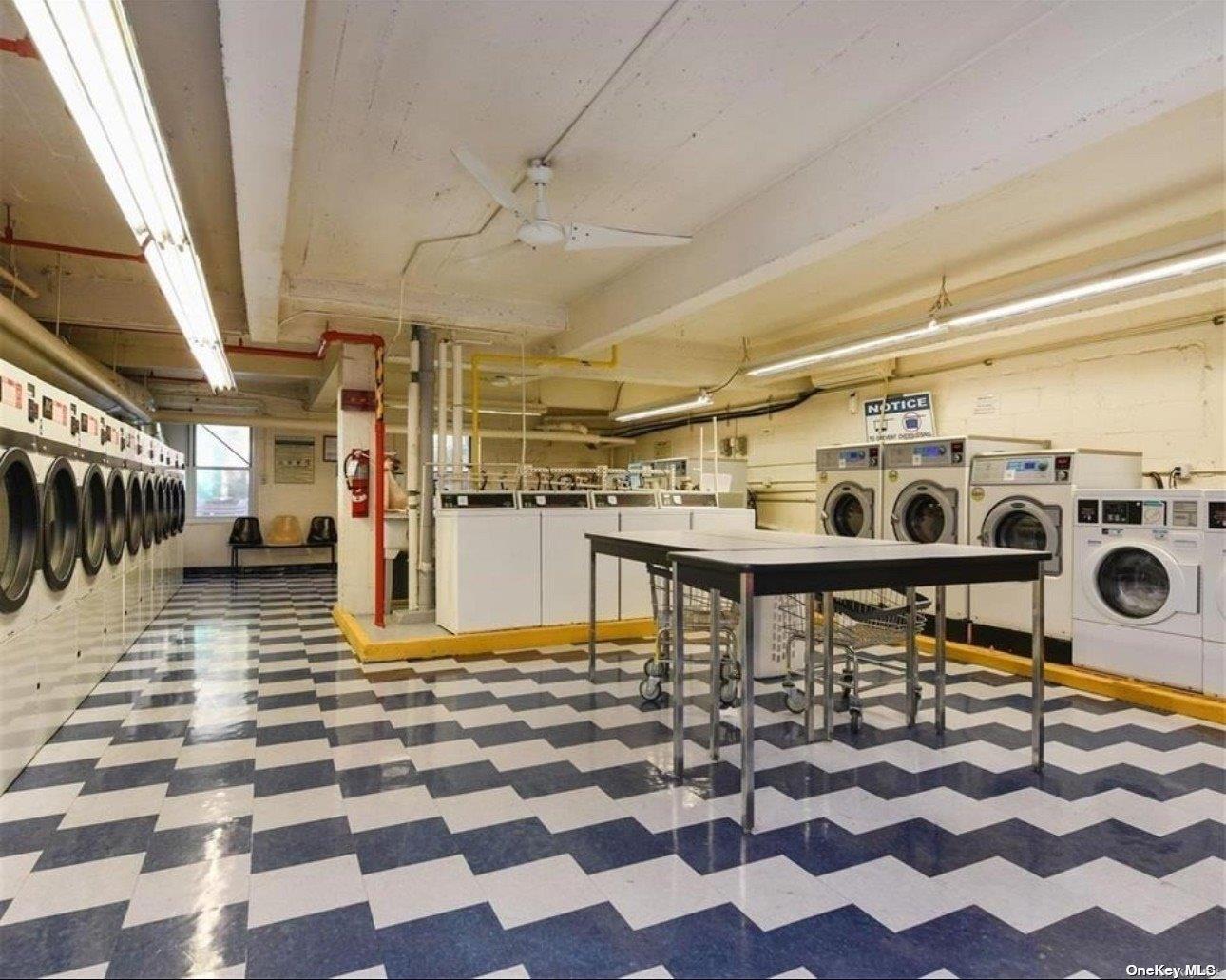 142-05 Roosevelt Avenue, Unit 328 Queens, NY 11354 - Photo 8 of 9