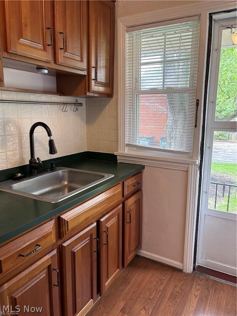2748 Wooster Road Rocky River, OH 44116 - Photo 13 of 31 access to yard