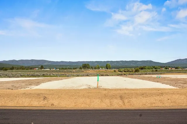 $152,000 | L6-b2 L6-b2 River, Unit 6, Cascade, ID 83611