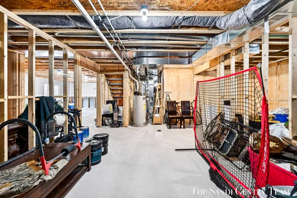 $464,900 | 17285 Richton Drive, Nunica, MI 49448