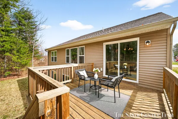 $464,900 | 17285 Richton Drive, Nunica, MI 49448