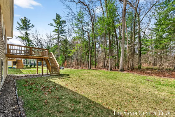 $464,900 | 17285 Richton Drive, Nunica, MI 49448