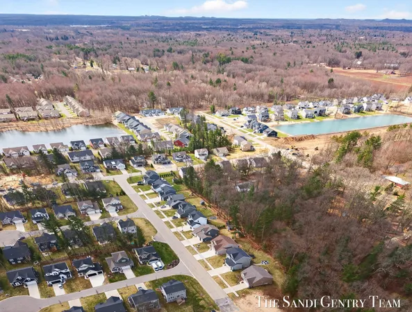 $464,900 | 17285 Richton Drive, Nunica, MI 49448