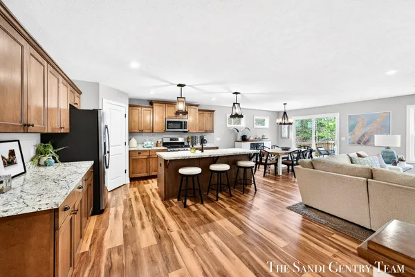 $464,900 | 17285 Richton Drive, Nunica, MI 49448