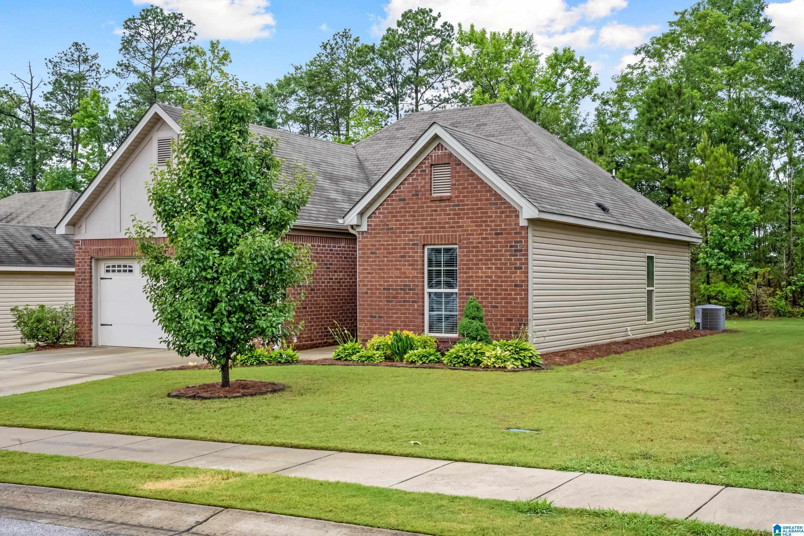 1114 Emerald Ridge Drive Calera, AL 35040 - Photo 2 of 27