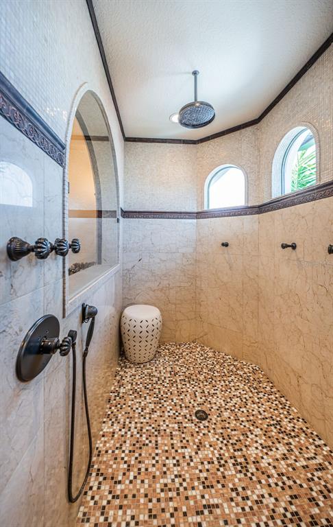 15912 Gulf Boulevard Redington Beach, FL 33708 - Photo 72 of 100 a bathroom with a sink and a mirror