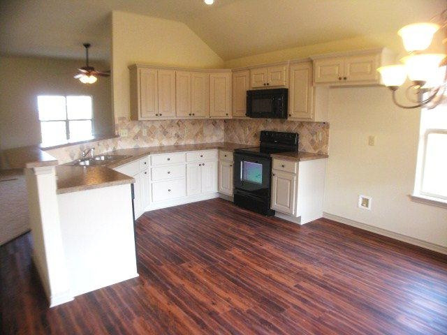 2613 111th Street Lubbock, TX 79423 - Photo 6 of 10 Photo 6