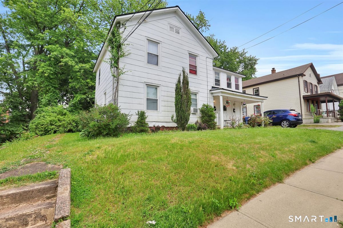 18 North 3rd Street Meriden, CT 06451 - Photo 2 of 32