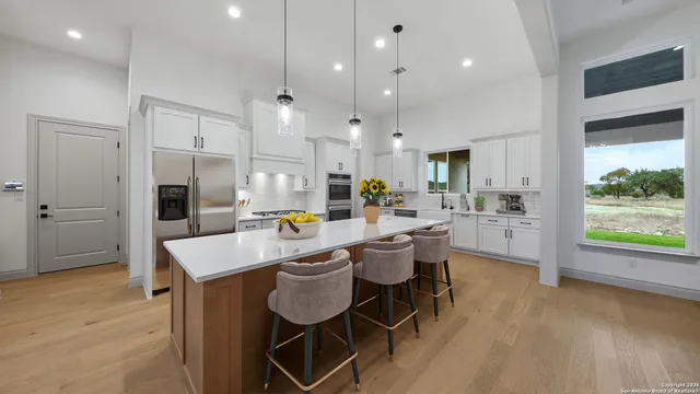 $894,000 | 108 Tranquility, Spicewood, TX 78669