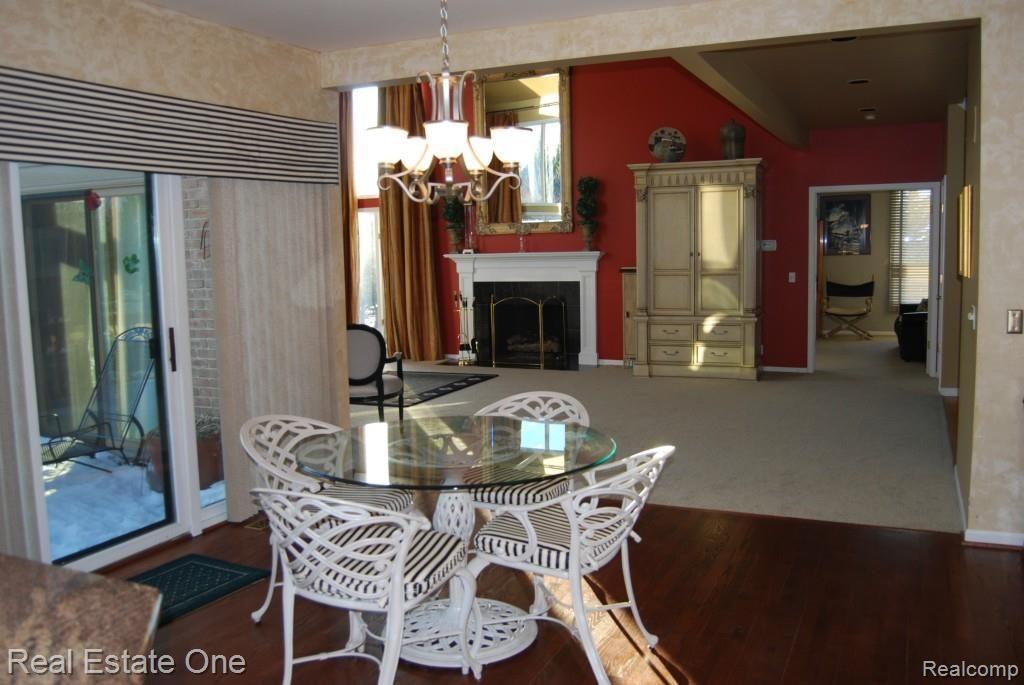 5765 Kirkridge Trail Rochester, MI 48306 - Photo 8 of 23 Eating Area