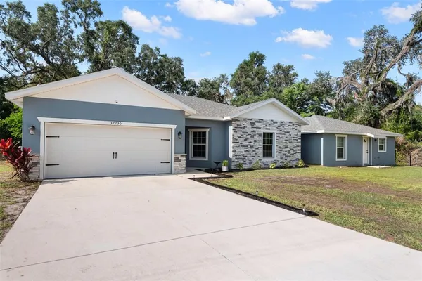 $400,000 | 37230 Poinsettia Avenue, Dade City, FL 33525