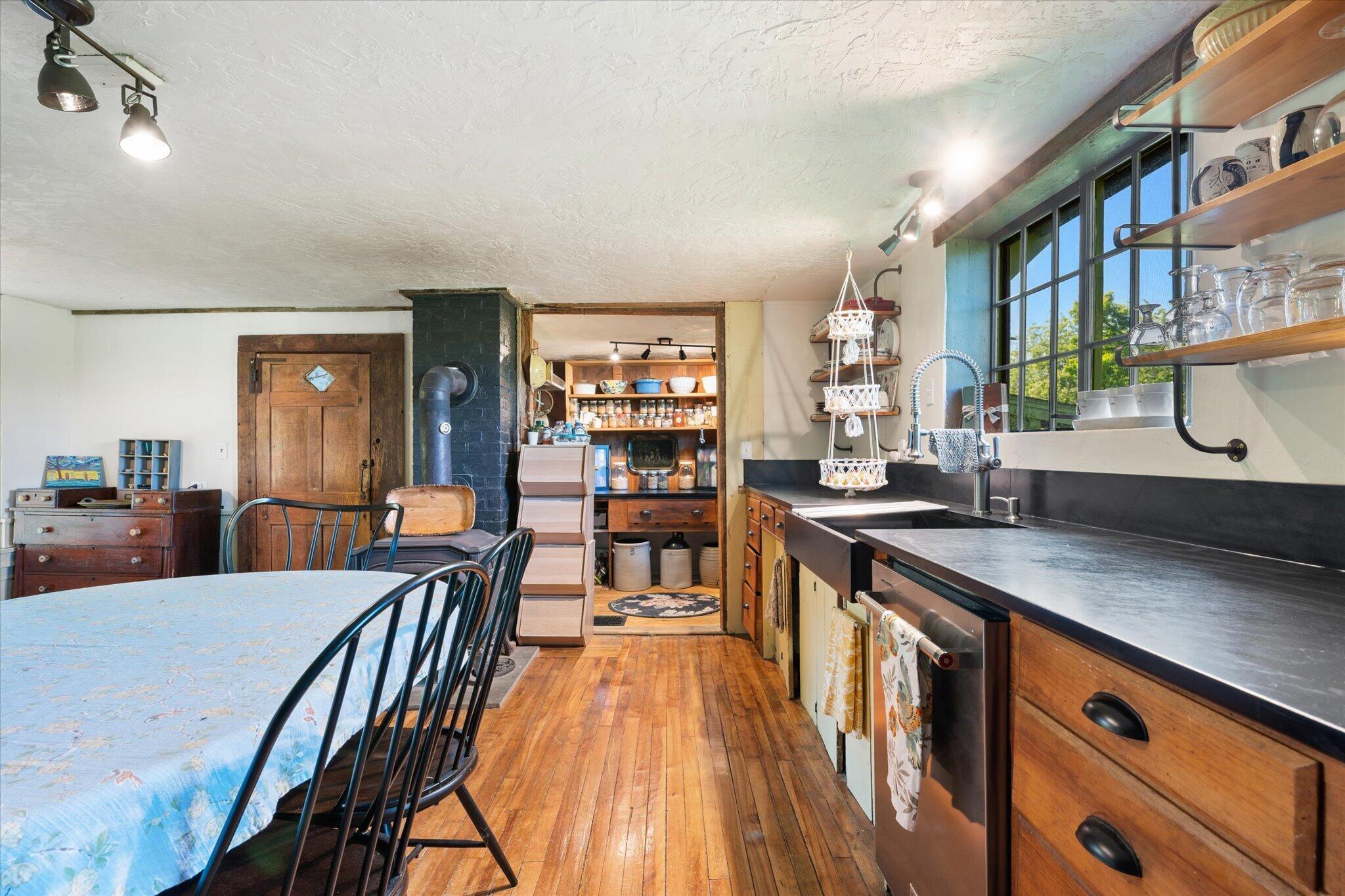 468 Hinckley Ridge Road Blue Hill, ME 04614 - Photo 18 of 74 20-Kitchen