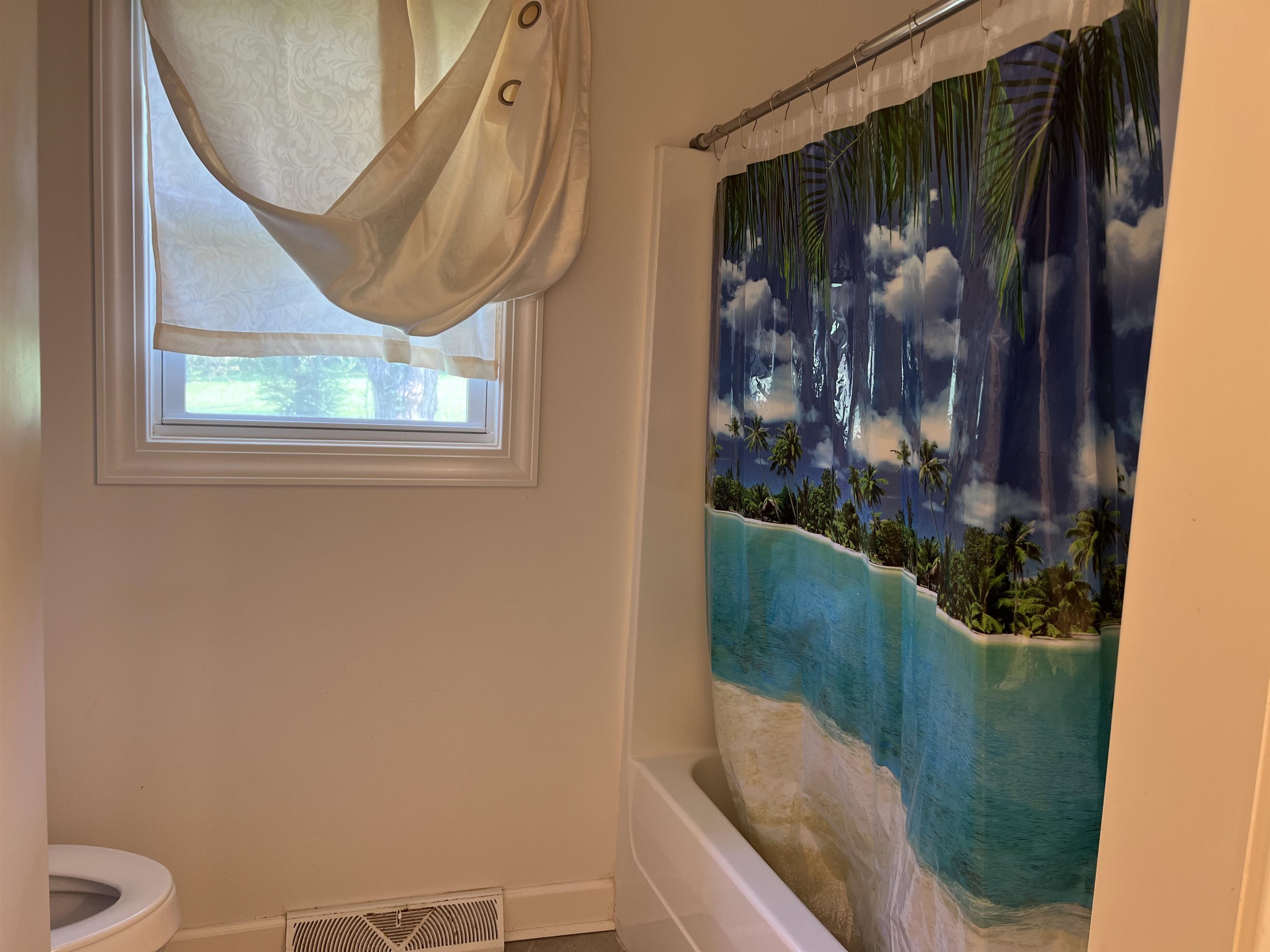 690 Oak Grove Road Savannah, TN 38372 - Photo 12 of 24 Gallery Image 12