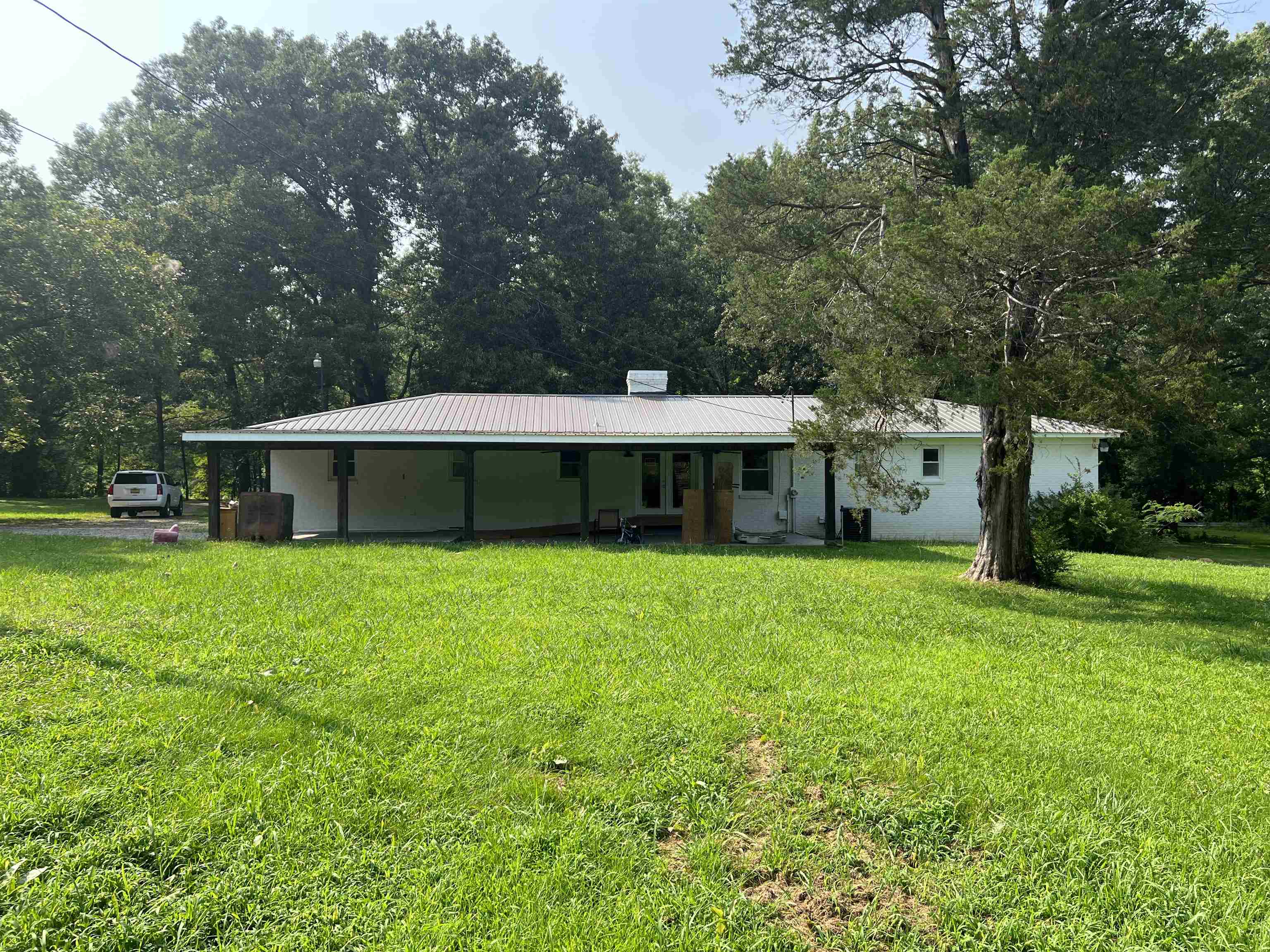 690 Oak Grove Road Savannah, TN 38372 - Photo 23 of 24 Gallery Image 23