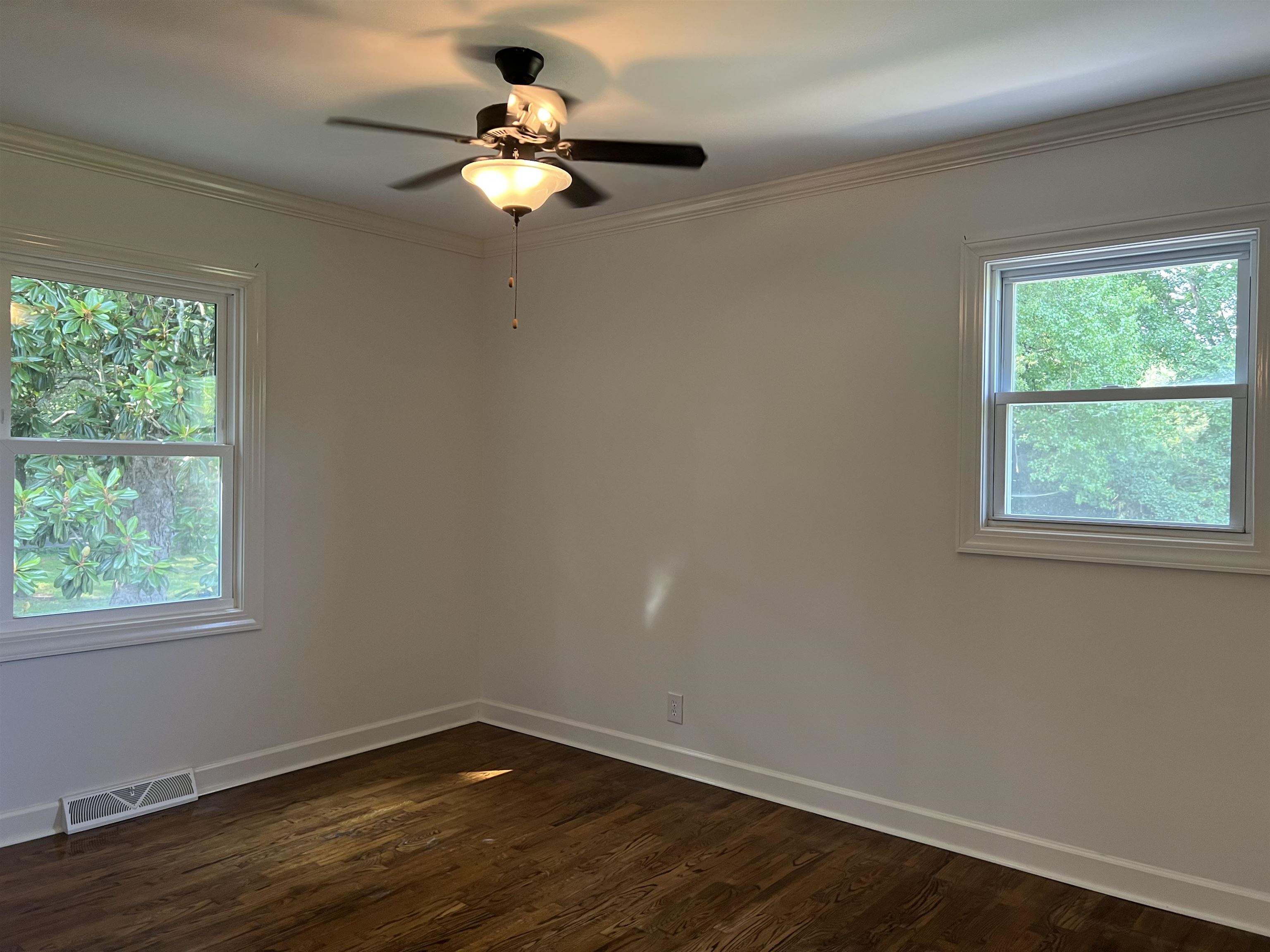 690 Oak Grove Road Savannah, TN 38372 - Photo 10 of 24 Gallery Image 10