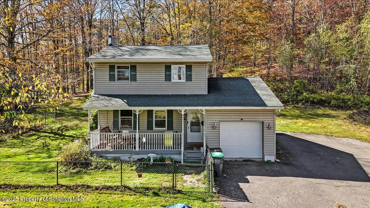 19 Laurel Road Moscow, PA 18444 - Photo 3 of 42 08-DJI_20251003140632_0008_D
