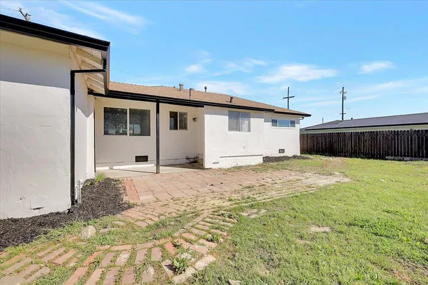 $344,900 | 1984 16th Street, Olivehurst, CA 95961