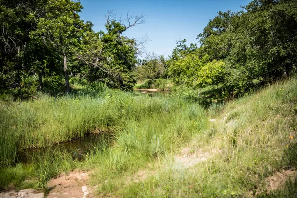 $2,725,000 | 12350-65 Highway 16, Fredericksburg, TX 78624