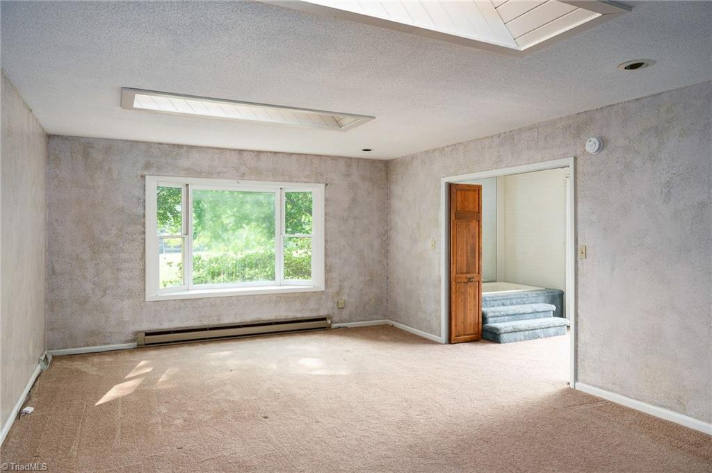 2519 Michael Road Lexington, NC 27295 - Photo 21 of 39 Primary Bedroom