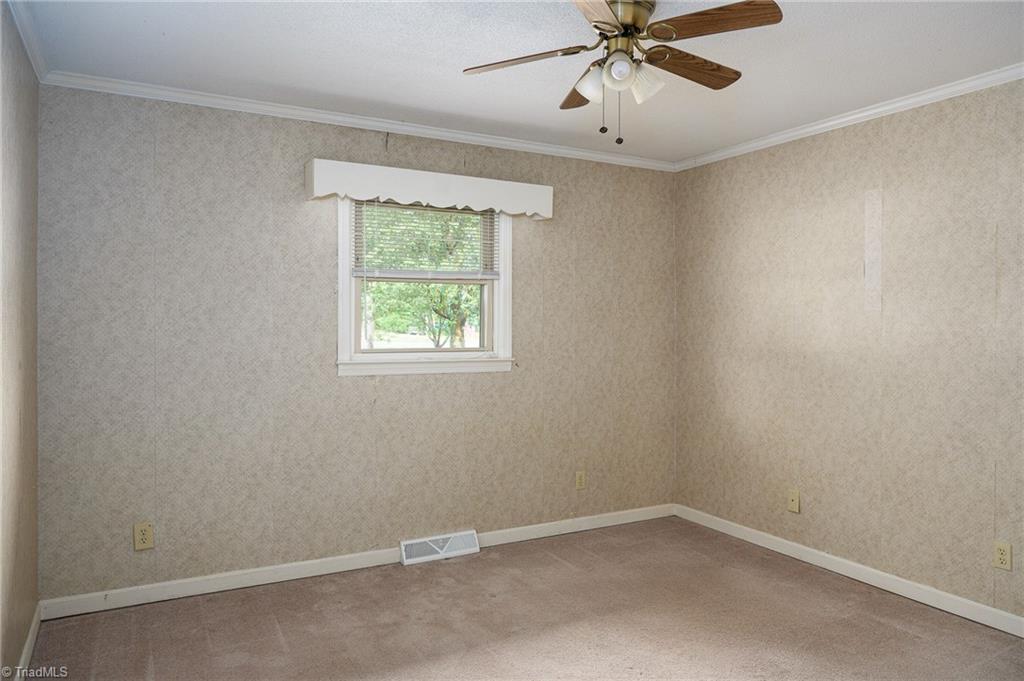 2519 Michael Road Lexington, NC 27295 - Photo 28 of 39 2nd Bedroom