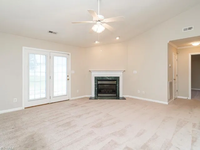 $250,000 | 3027 Maple Avenue, Unit J2, Burlington, NC 27215