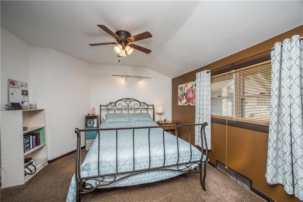 614 Agnew Road Pittsburgh, PA 15227 - Photo 16 of 25