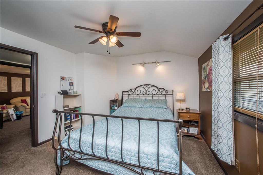 614 Agnew Road Pittsburgh, PA 15227 - Photo 17 of 25