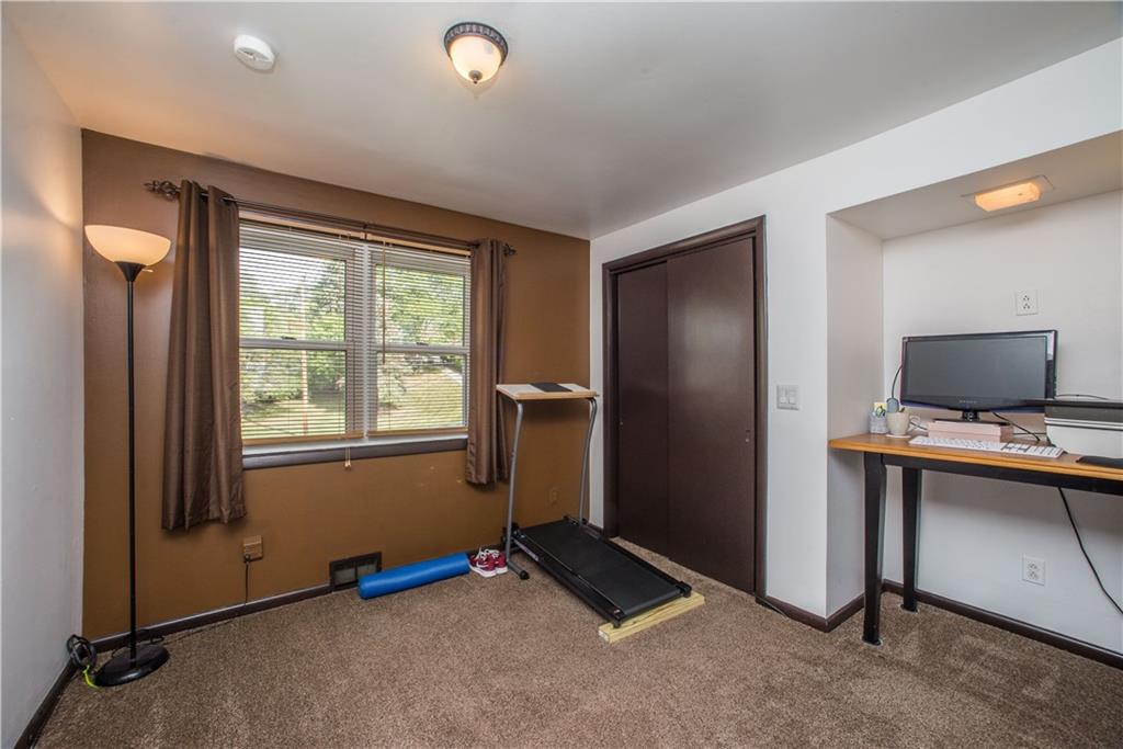 614 Agnew Road Pittsburgh, PA 15227 - Photo 20 of 25