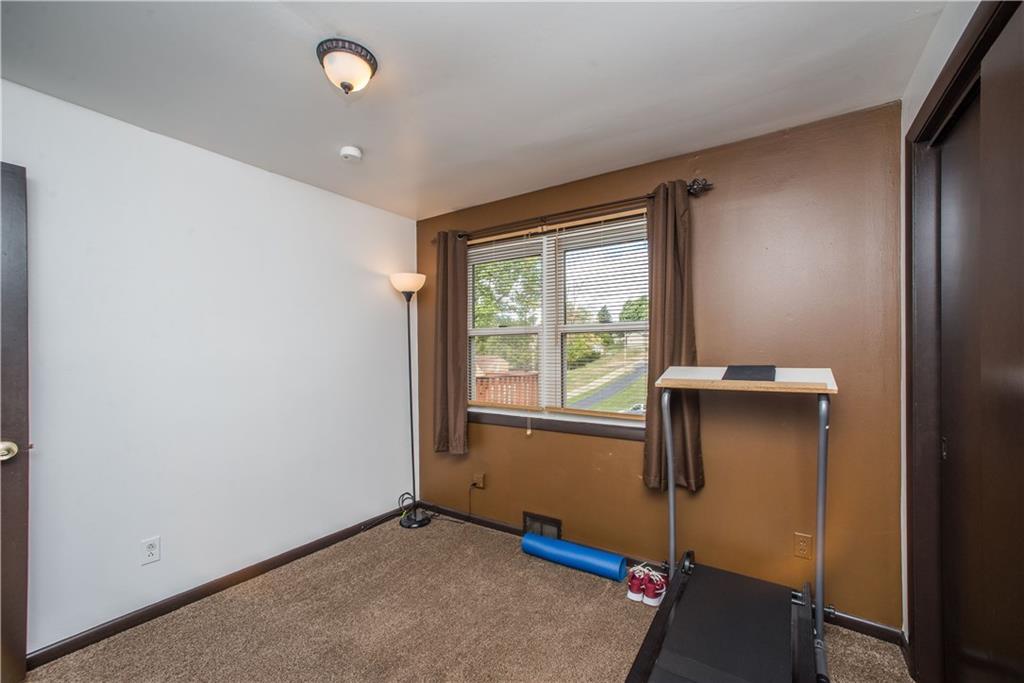 614 Agnew Road Pittsburgh, PA 15227 - Photo 21 of 25