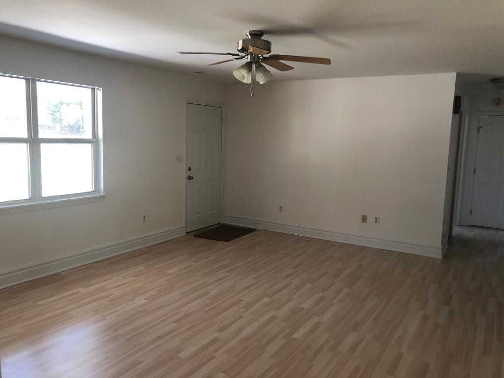 484 Lamkin Road Harlem, GA 30814 - Photo 3 of 25 Living Room